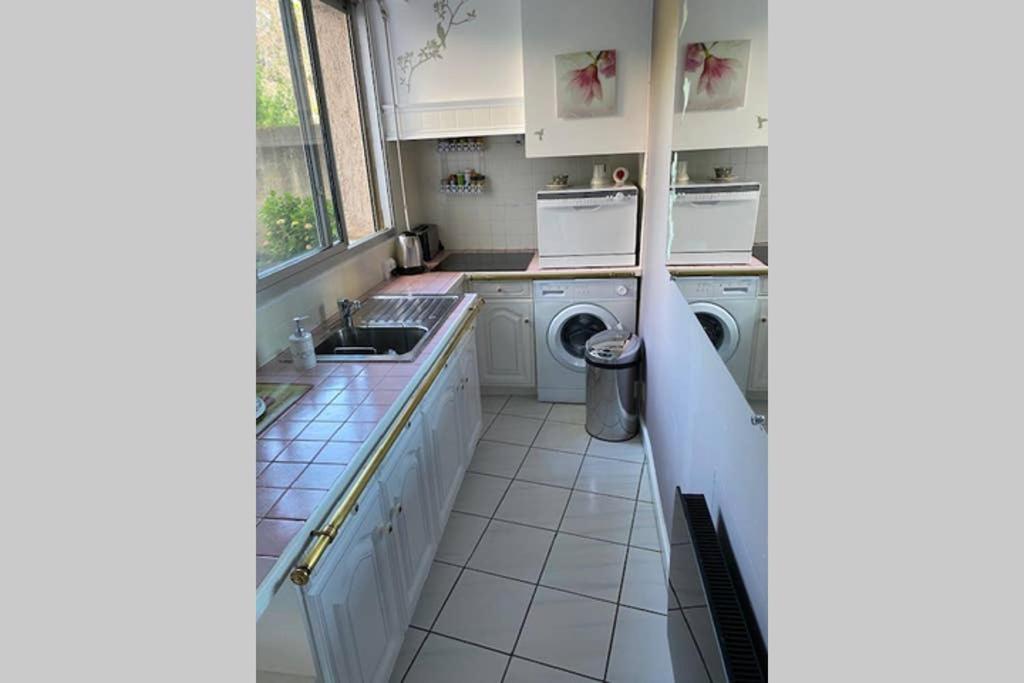 Apartment Meuble Classe 3*** Ideal Cure Thermale, Avec Terrasse De 30m2, Magnifique Vue